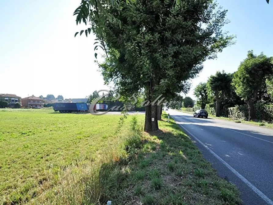 Immagine 9 di Locale commerciale in vendita  in Strada Statale dei Giovi a Fino Mornasco