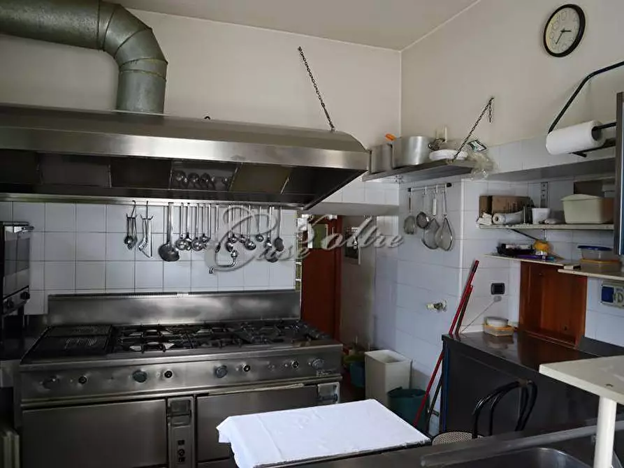 Immagine 10 di Attività commerciale in vendita  in Via Risorgimento a Cermenate