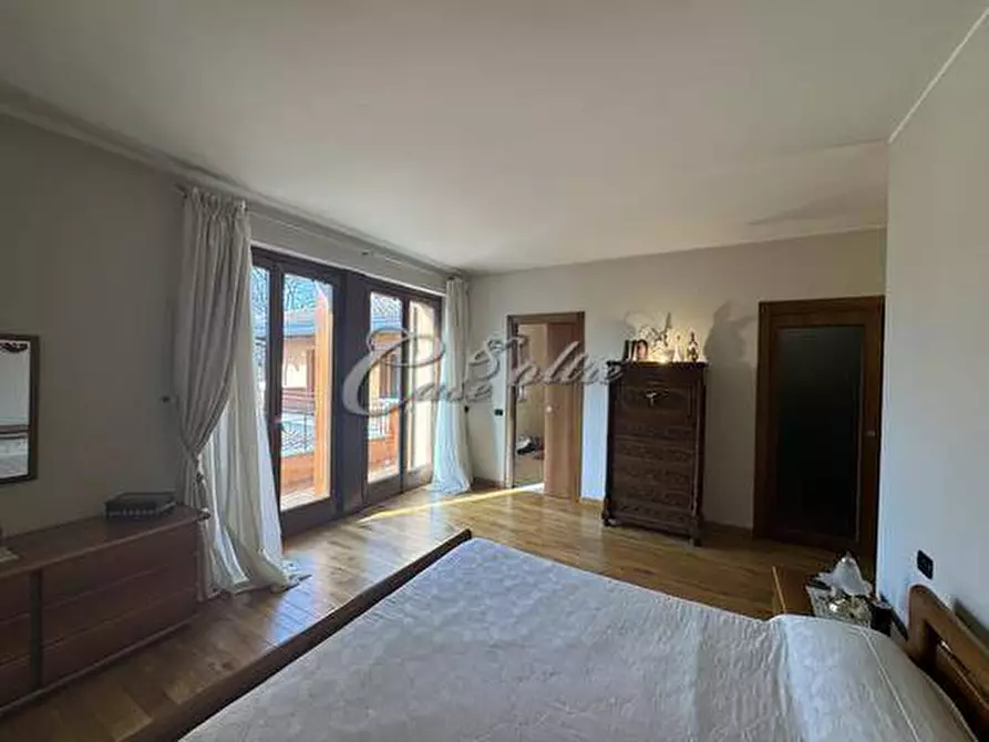 Immagine 18 di Villa in vendita  in Strada Privata del Golf a Olgiate Comasco