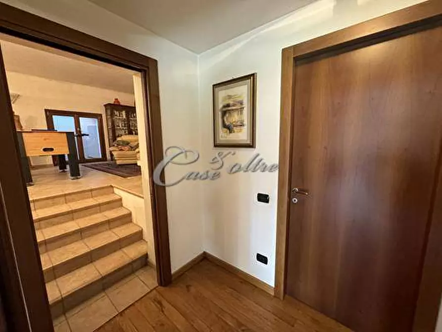 Immagine 27 di Villa in vendita  in Strada Privata del Golf a Olgiate Comasco