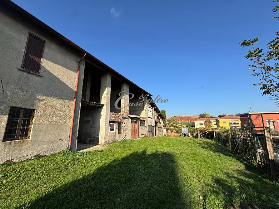 Immagine 9 di Palazzo in vendita  in Via del Pozzo a Arosio