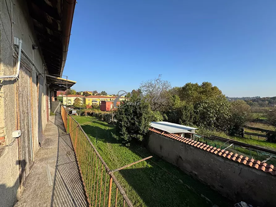 Immagine 15 di Palazzo in vendita  in Via del Pozzo a Arosio