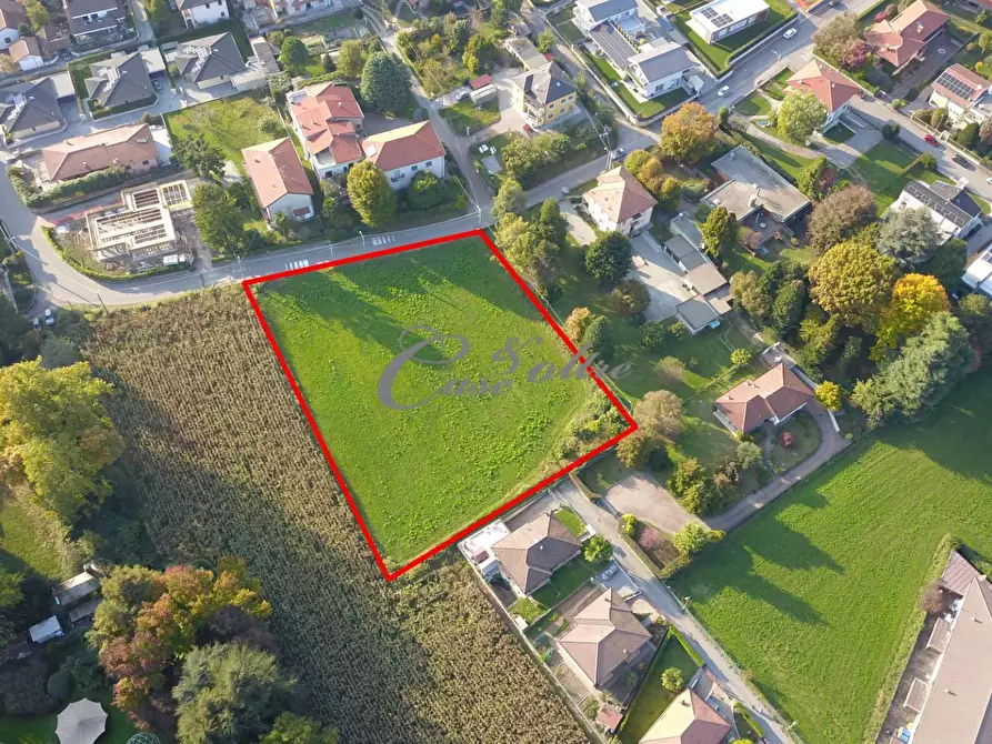 Immagine 1 di Terreno residenziale in vendita  in Via Volta a Solbiate Con Cagno