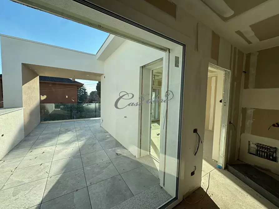 Immagine 5 di Villa in vendita  in Via Silvio Pellico a Cantù