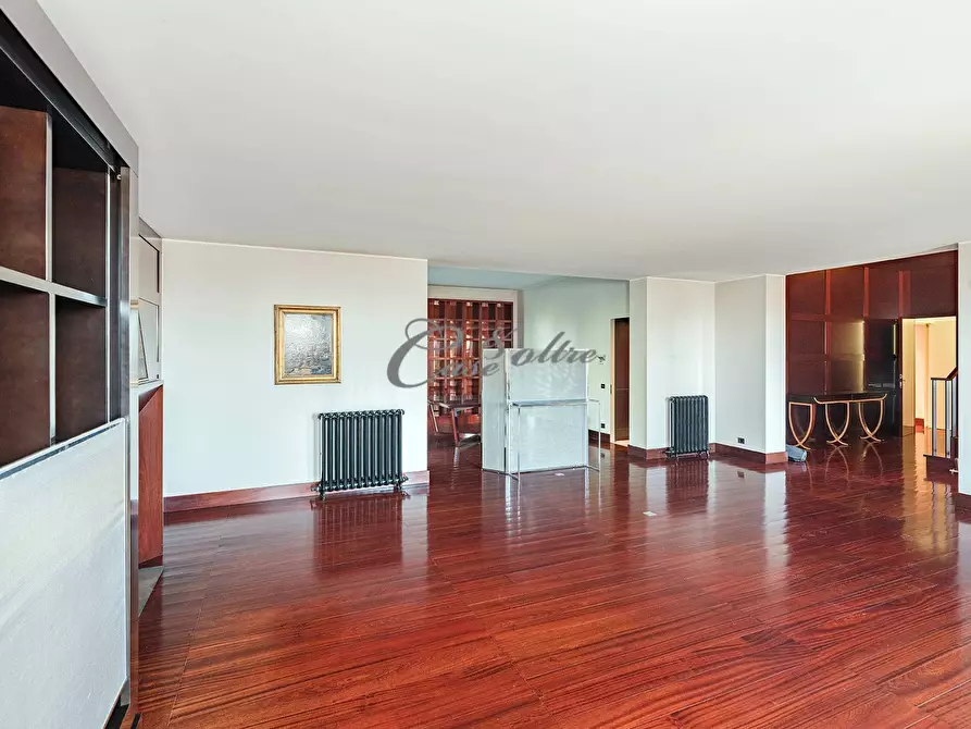 Immagine 19 di Villa in vendita  in Strada Privata del Ronco a Arosio