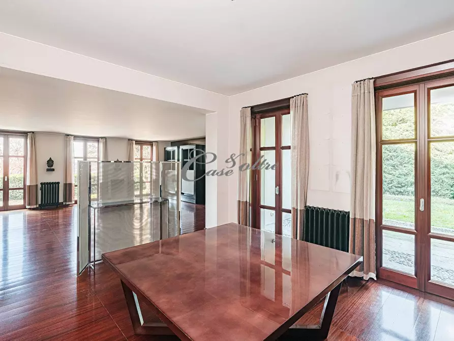 Immagine 21 di Villa in vendita  in Strada Privata del Ronco a Arosio