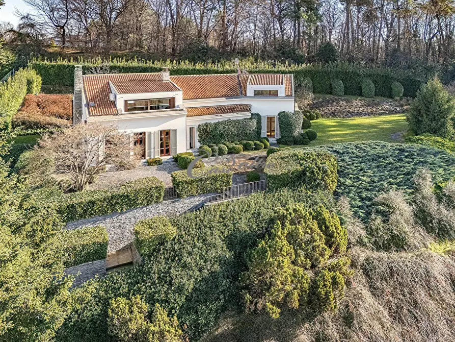 Immagine 5 di Villa in vendita  in Strada Privata del Ronco a Arosio