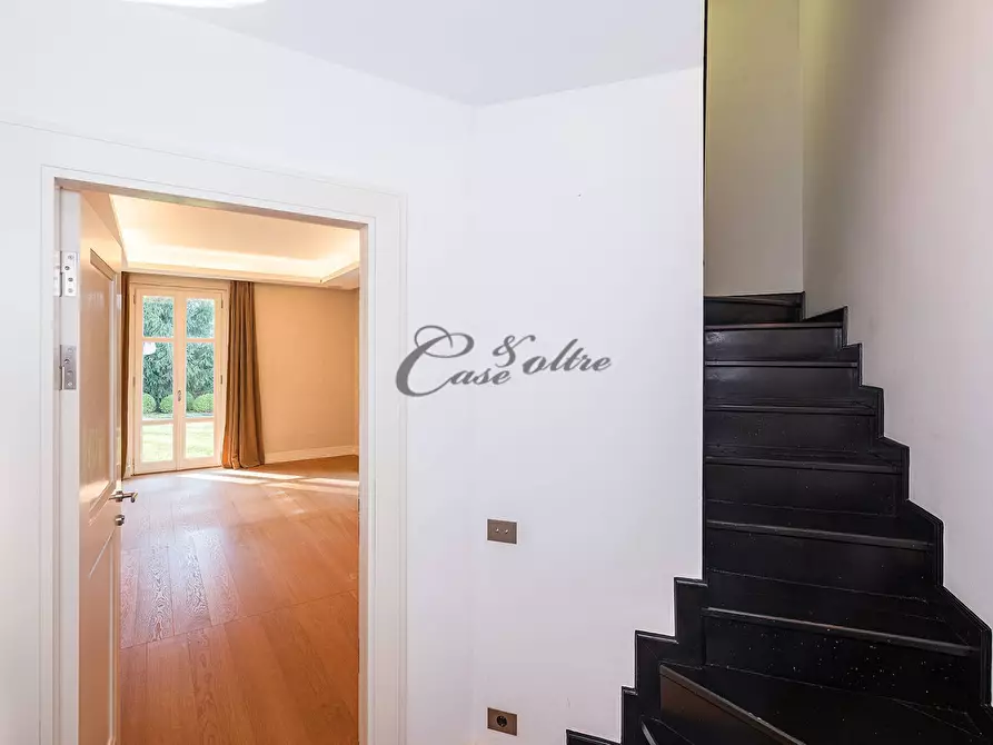 Immagine 24 di Villa in vendita  in Strada Privata del Ronco a Arosio