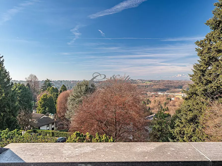 Immagine 3 di Villa in vendita  in Strada Privata del Ronco a Arosio