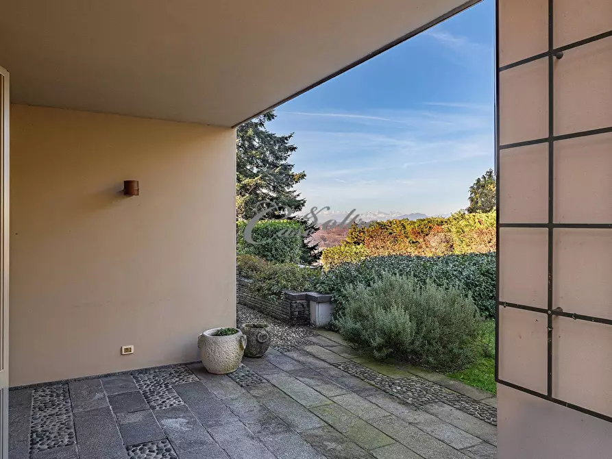 Immagine 11 di Villa in vendita  in Strada Privata del Ronco a Arosio