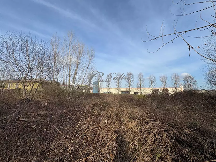 Immagine 12 di Locale commerciale in vendita  in Via Brianza a Cantù