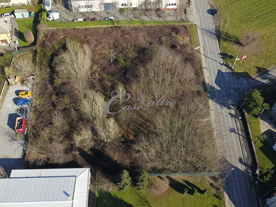 Immagine 8 di Locale commerciale in vendita  in Via Brianza a Cantù