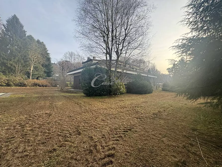 Immagine 6 di Villa in vendita  in Strada Privata del Faggio a Arosio