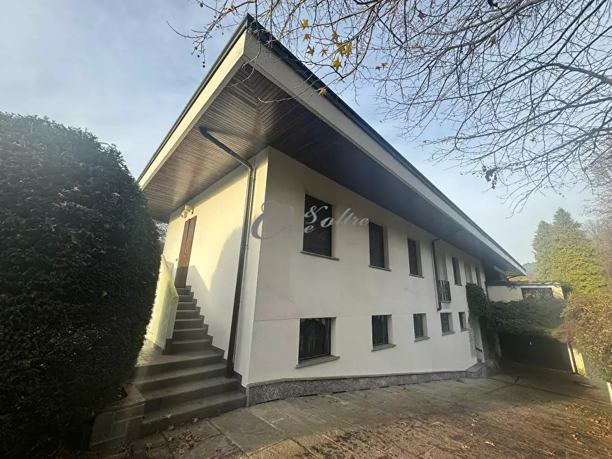 Immagine 8 di Villa in vendita  in Strada Privata del Faggio a Arosio