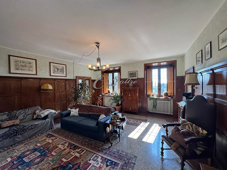 Immagine 16 di Rustico / casale in vendita  in Via Bronno a Como