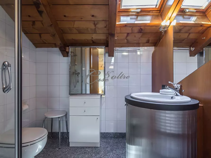 Immagine 31 di Appartamento in vendita  in Via Silvia Pellico a Cantù