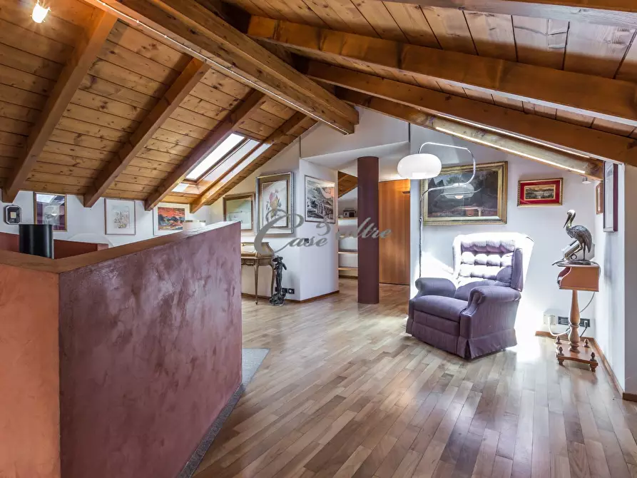 Immagine 27 di Appartamento in vendita  in Via Silvia Pellico a Cantù