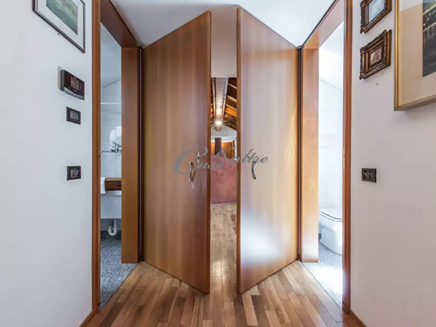 Immagine 29 di Appartamento in vendita  in Via Silvia Pellico a Cantù