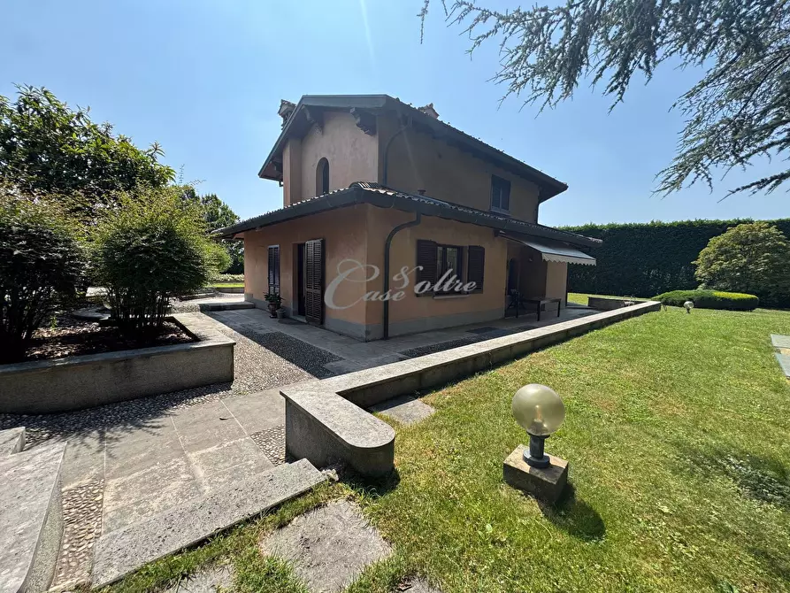 Immagine 6 di Villa in vendita  in Via Cervino a Cantù