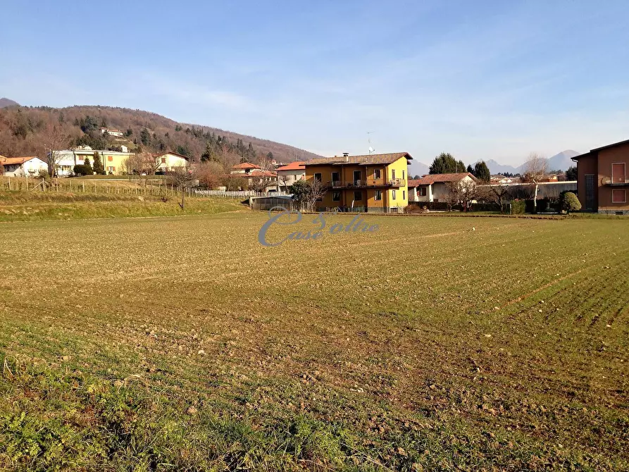 Immagine 2 di Terreno residenziale in vendita  in Via Fontana a Cesate