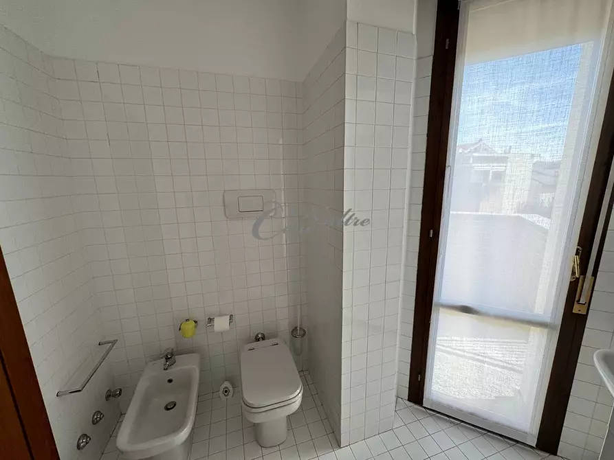 Immagine 19 di Appartamento in vendita  in Via della Ferriera a Arosio