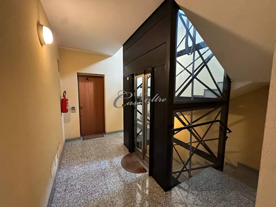 Immagine 12 di Box auto in vendita  in Via Scalabrini a Cermenate