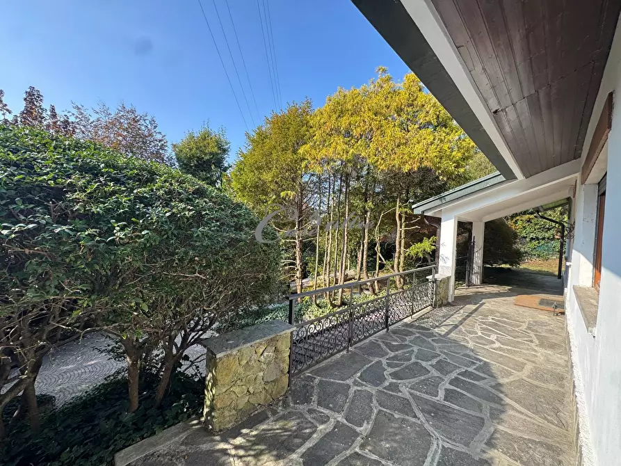 Immagine 7 di Villa in vendita  in Via del Ronco a Arosio