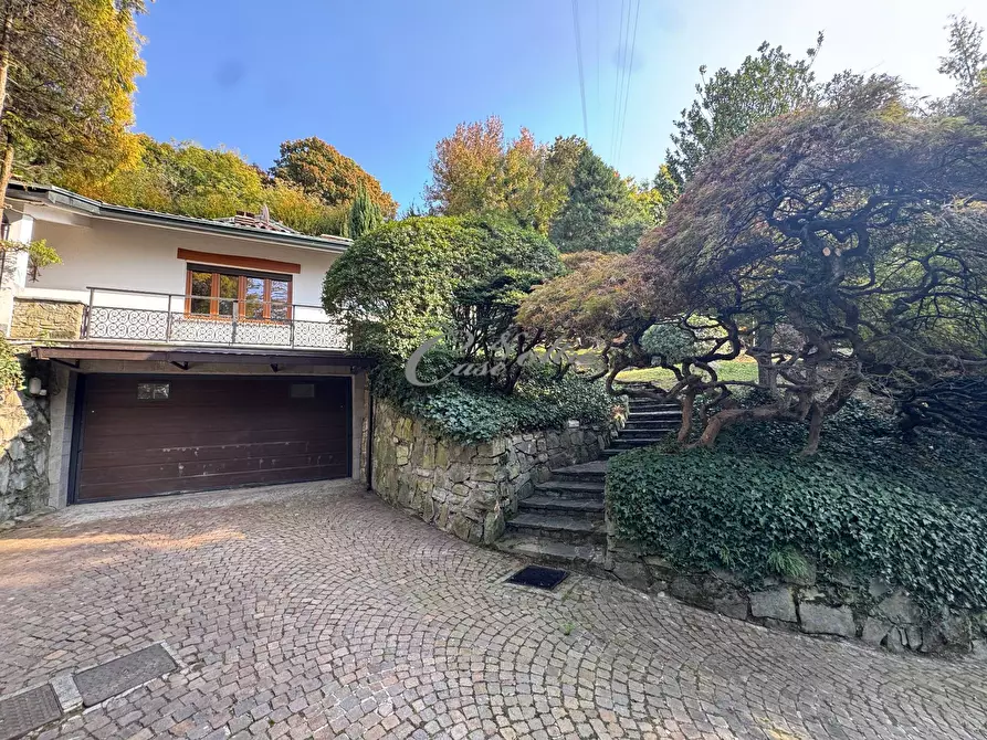Immagine 4 di Villa in vendita  in Via del Ronco a Arosio