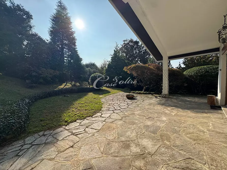 Immagine 11 di Villa in vendita  in Via del Ronco a Arosio