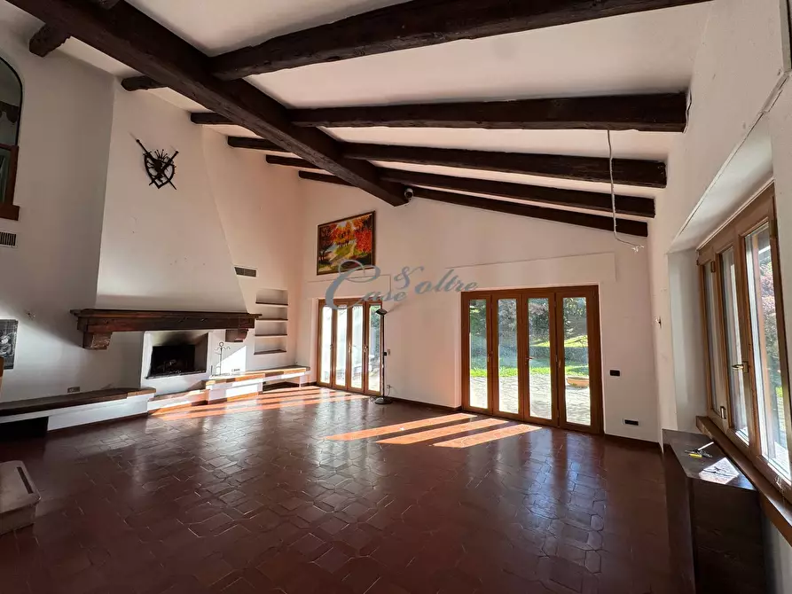 Immagine 2 di Villa in vendita  in Via del Ronco a Arosio