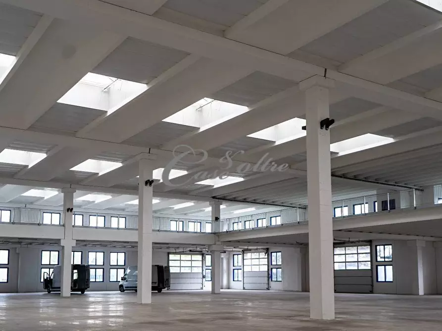 Immagine 2 di Capannone industriale in vendita  in Via Cervino a Arosio