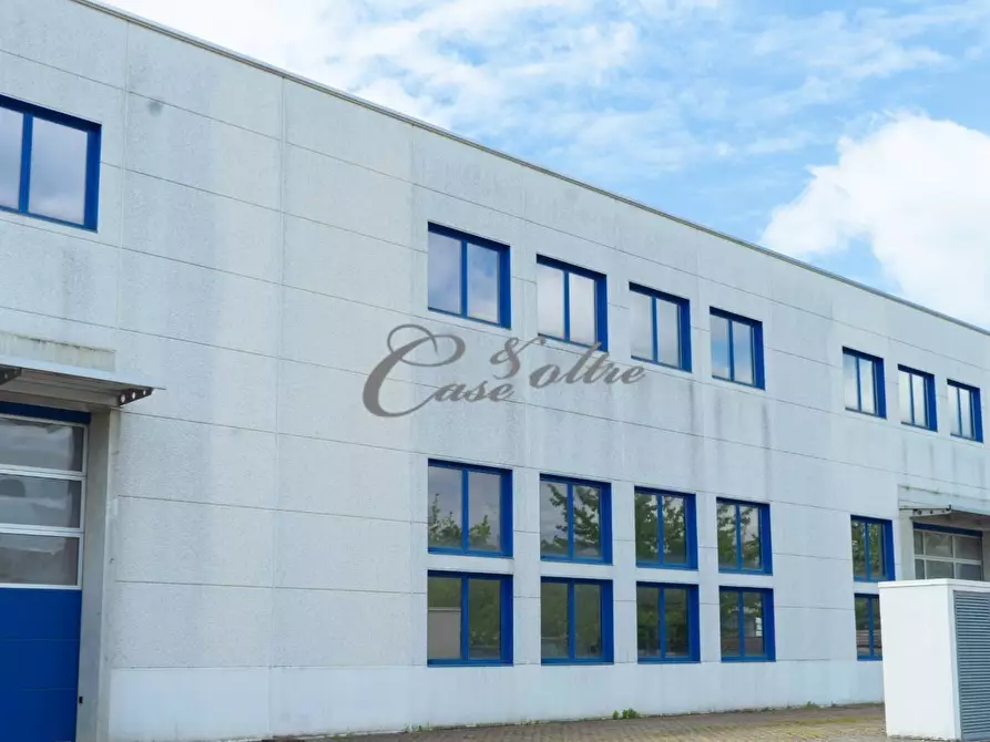 Immagine 3 di Capannone industriale in vendita  in Via Cervino a Arosio
