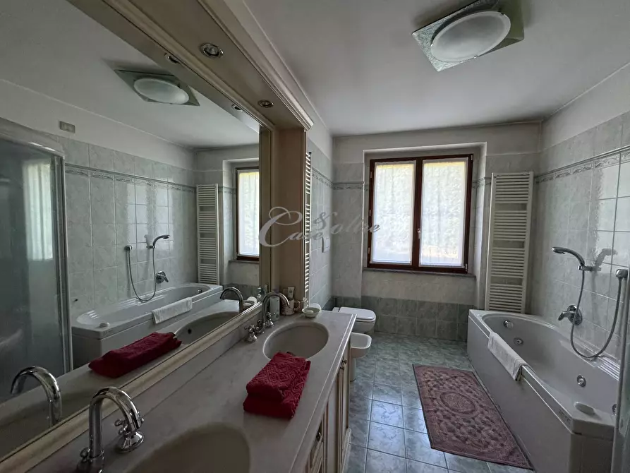 Immagine 18 di Villa in vendita  in Strada Privata delle Acacie a Arosio