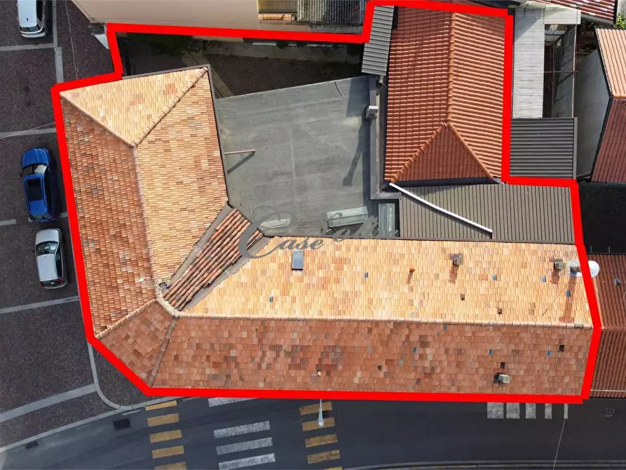 Immagine 3 di Casa semindipendente in vendita  in Piazza Umberto I a Arosio