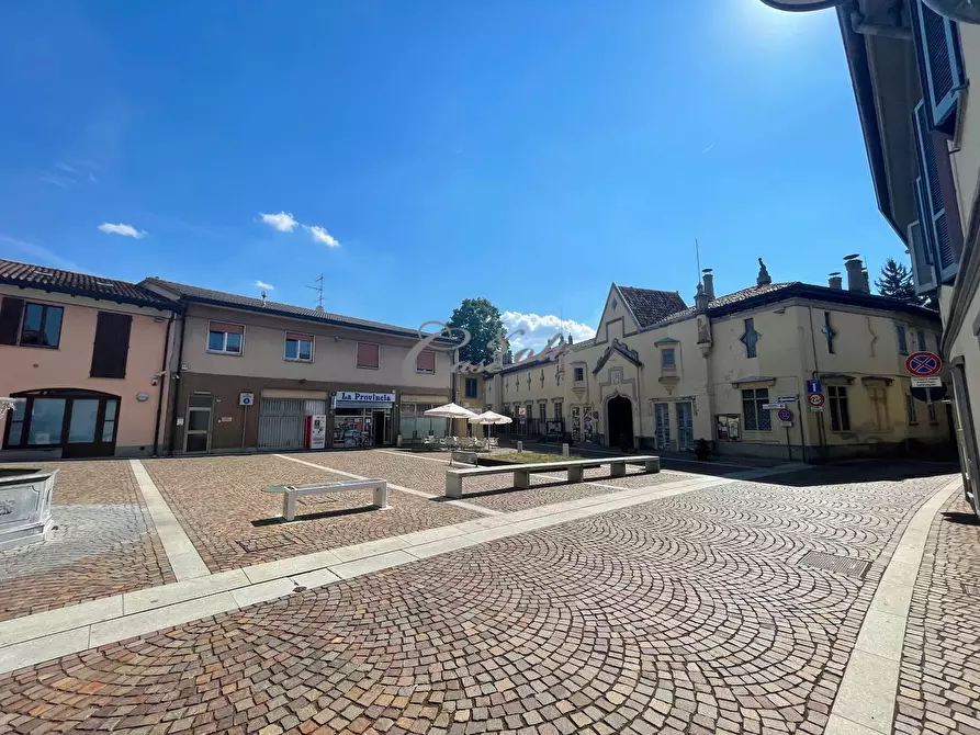 Immagine 14 di Casa semindipendente in vendita  in Piazza Umberto I a Arosio