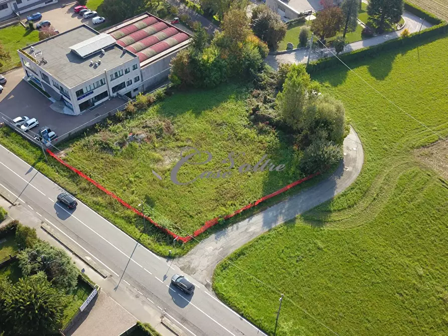 Immagine 4 di Locale commerciale in vendita  in Via dei Pini a Solbiate Con Cagno