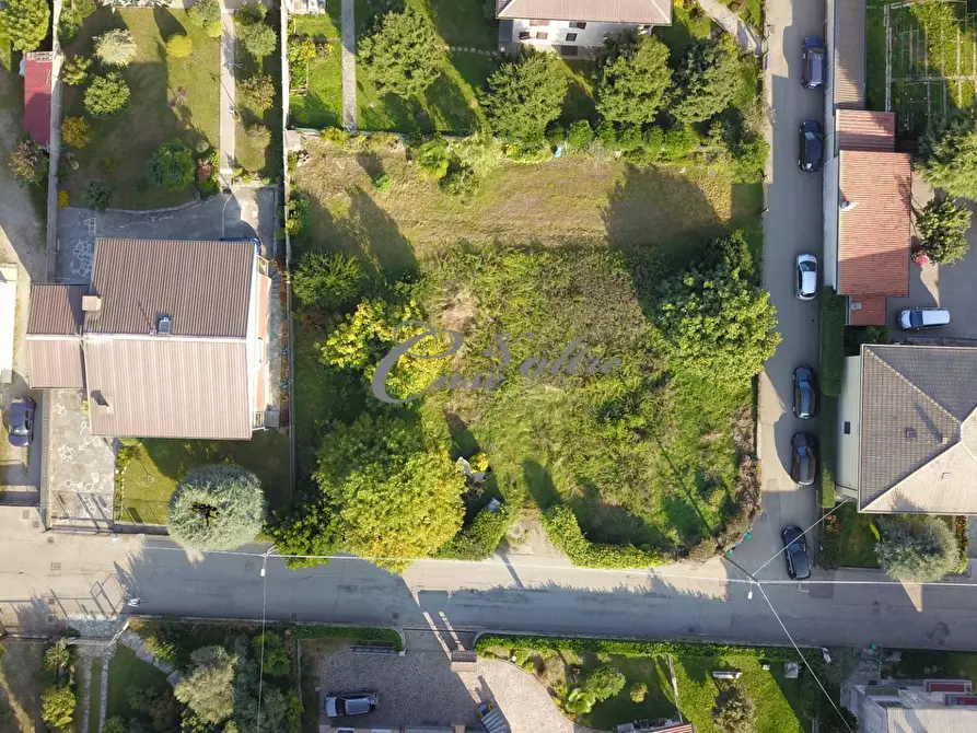 Immagine 8 di Terreno residenziale in vendita  in Via Lavezzari a Solbiate Con Cagno