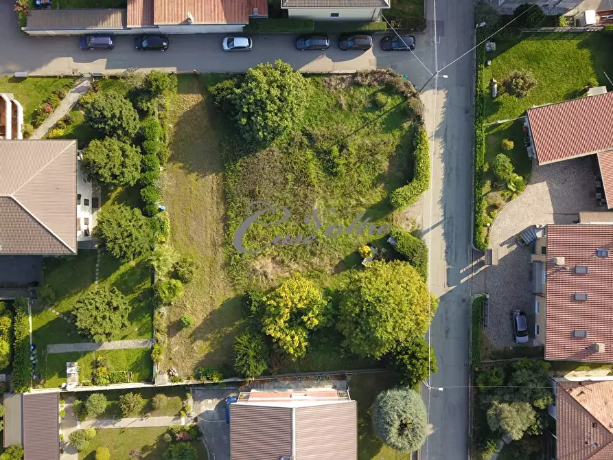 Immagine 11 di Terreno residenziale in vendita  in Via Lavezzari a Solbiate Con Cagno