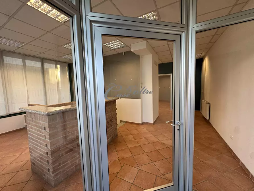Immagine 13 di Ufficio in affitto  in Via Don Luigi Meroni a Arosio
