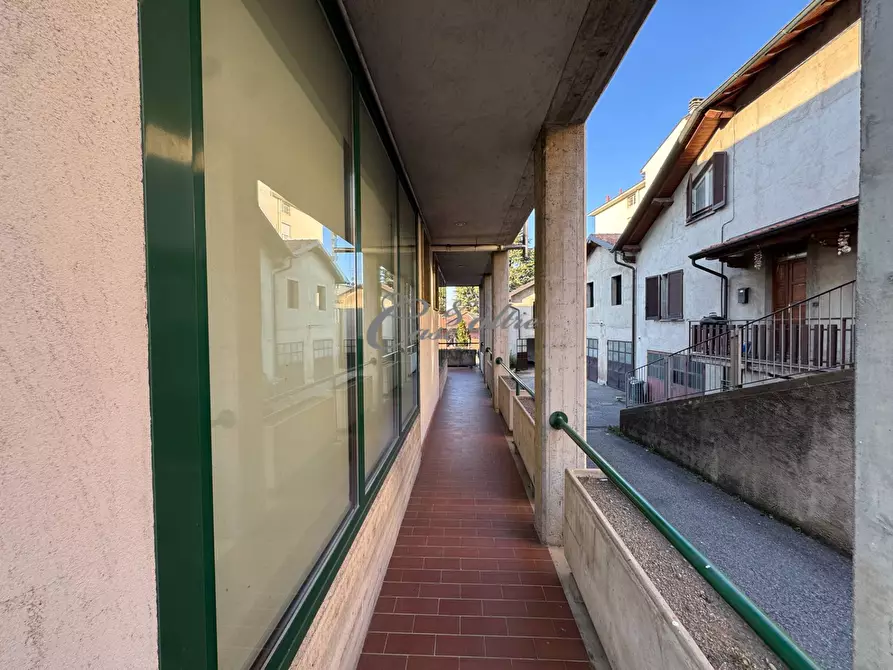 Immagine 9 di Ufficio in vendita  in Via Don Luigi Meroni a Arosio