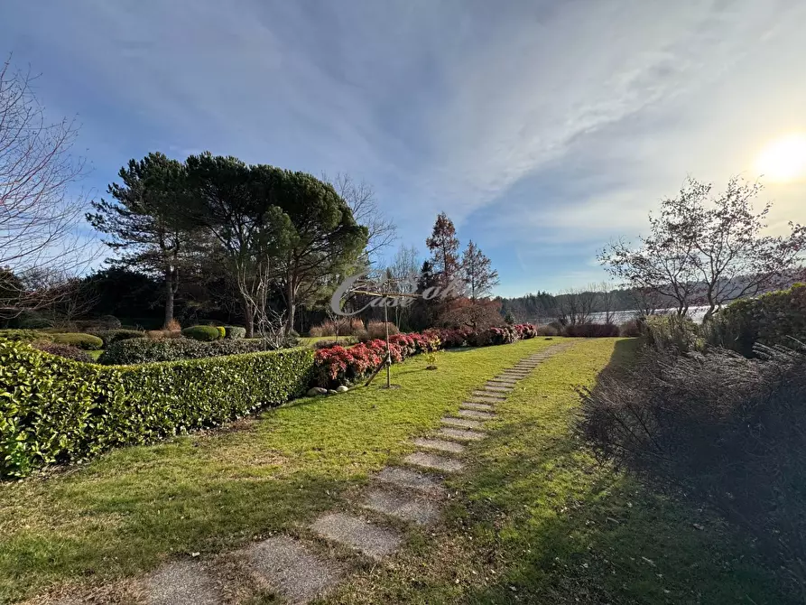 Immagine 16 di Villetta a schiera in affitto  in Via per Como a Montorfano