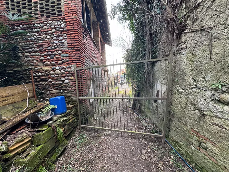 Immagine 8 di Terreno agricolo in vendita  in Via Ersilia Borgazzi a Arosio