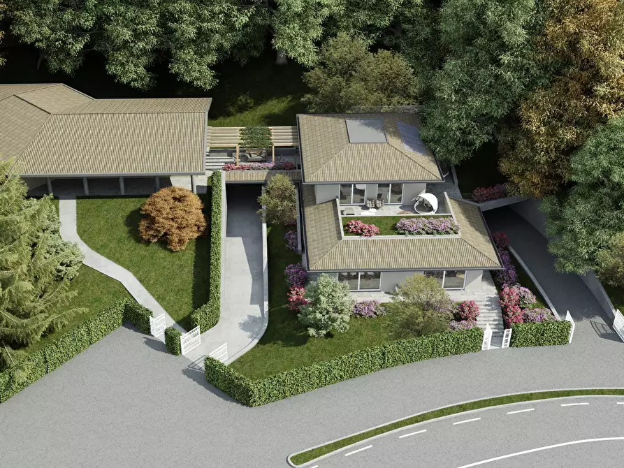 Immagine 4 di Villa in vendita  in Strada Privata del Golf a Arosio