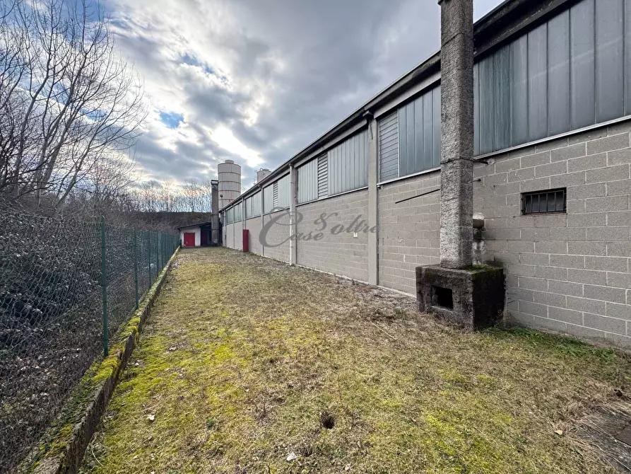 Immagine 21 di Capannone industriale in vendita  in Via Milano a Cantù