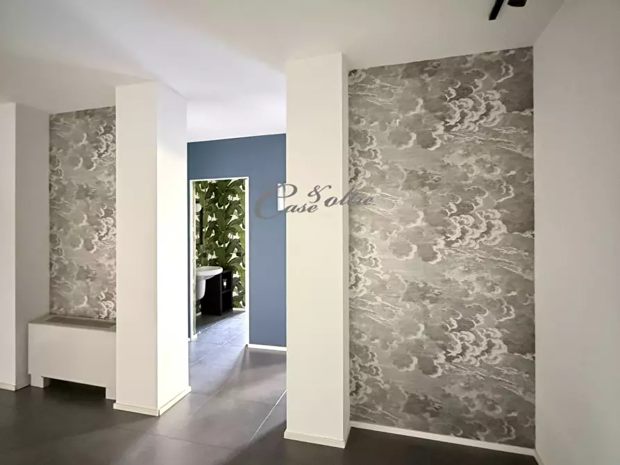 Immagine 2 di Ufficio in affitto  in Piazza Castello a Arosio