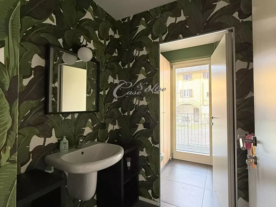 Immagine 4 di Ufficio in affitto  in Piazza Castello a Arosio