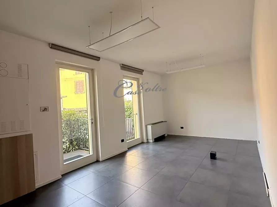 Immagine 5 di Ufficio in affitto  in Piazza Castello a Arosio