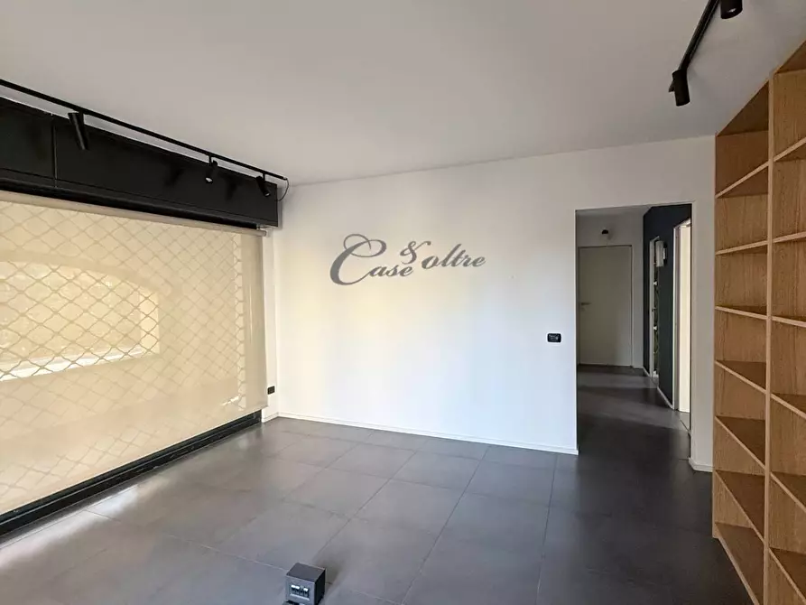 Immagine 9 di Ufficio in affitto  in Piazza Castello a Arosio