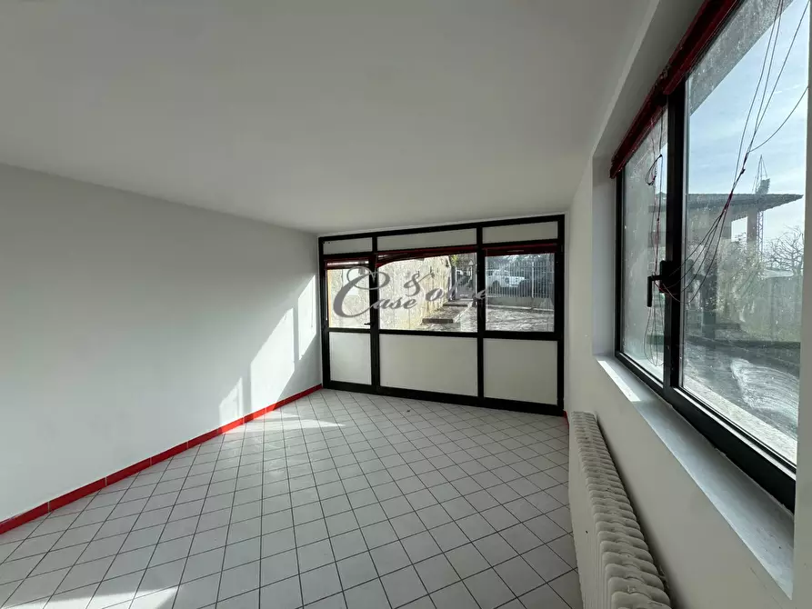 Immagine 8 di Magazzino in vendita  in Via Fiume a Solbiate Con Cagno