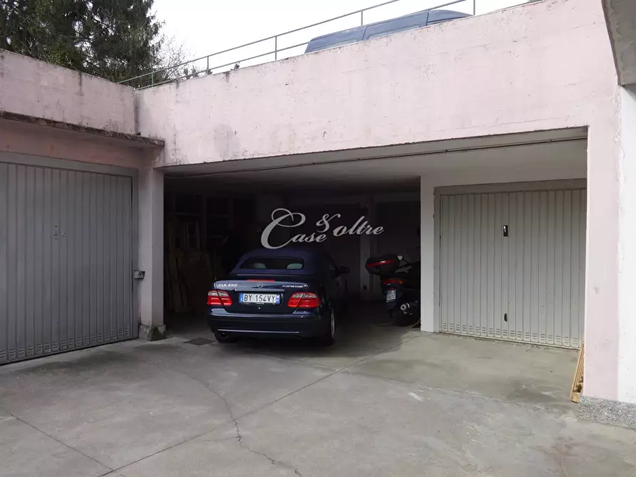 Immagine 12 di Locale commerciale in vendita  in Via Giuseppe Giusti a Varese